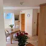 Porthole Apartment *