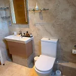 Porthole Apartment St Aubin