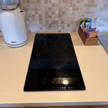 Apartment Porthole *