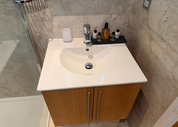 Porthole דירה St Aubin