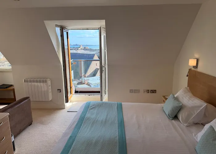 דירה Porthole St Aubin